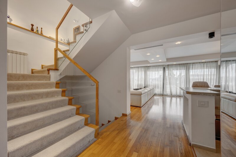 Domenii, Ciresarii, penthouse duplex boutique.